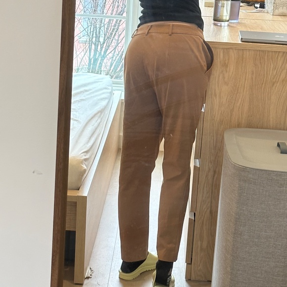 Straight Legš§”Camel Pleated Pants - Picture 4 of 8